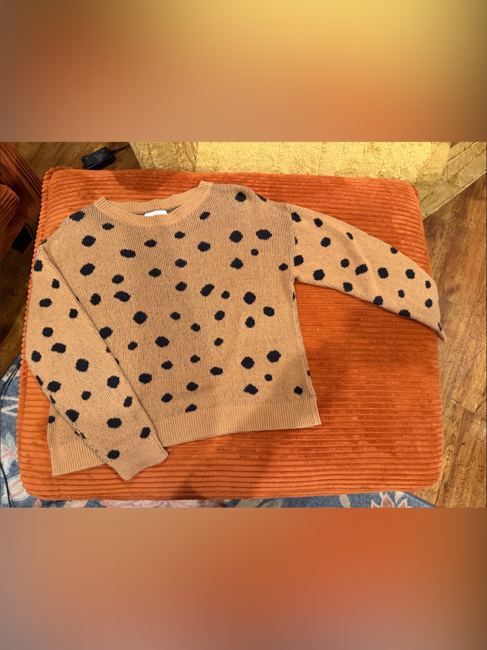 1901 Camel Sweater with Black Polka Dots